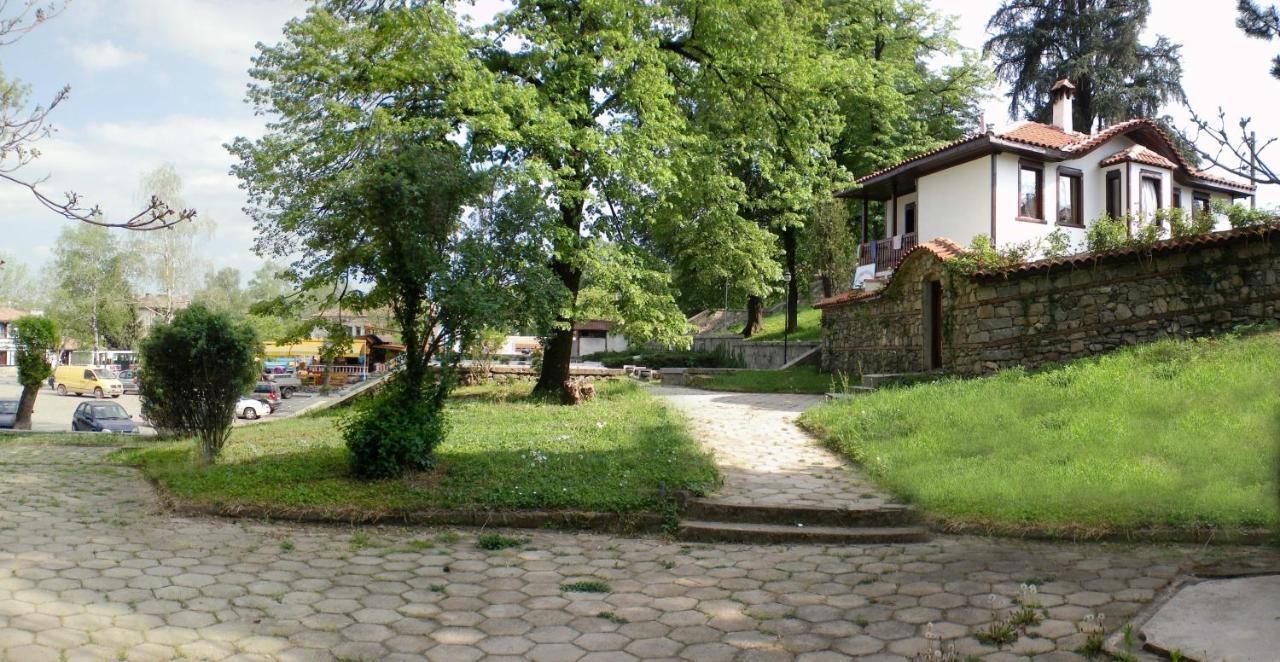 Гостоприемница Георги Kalofer Exterior photo